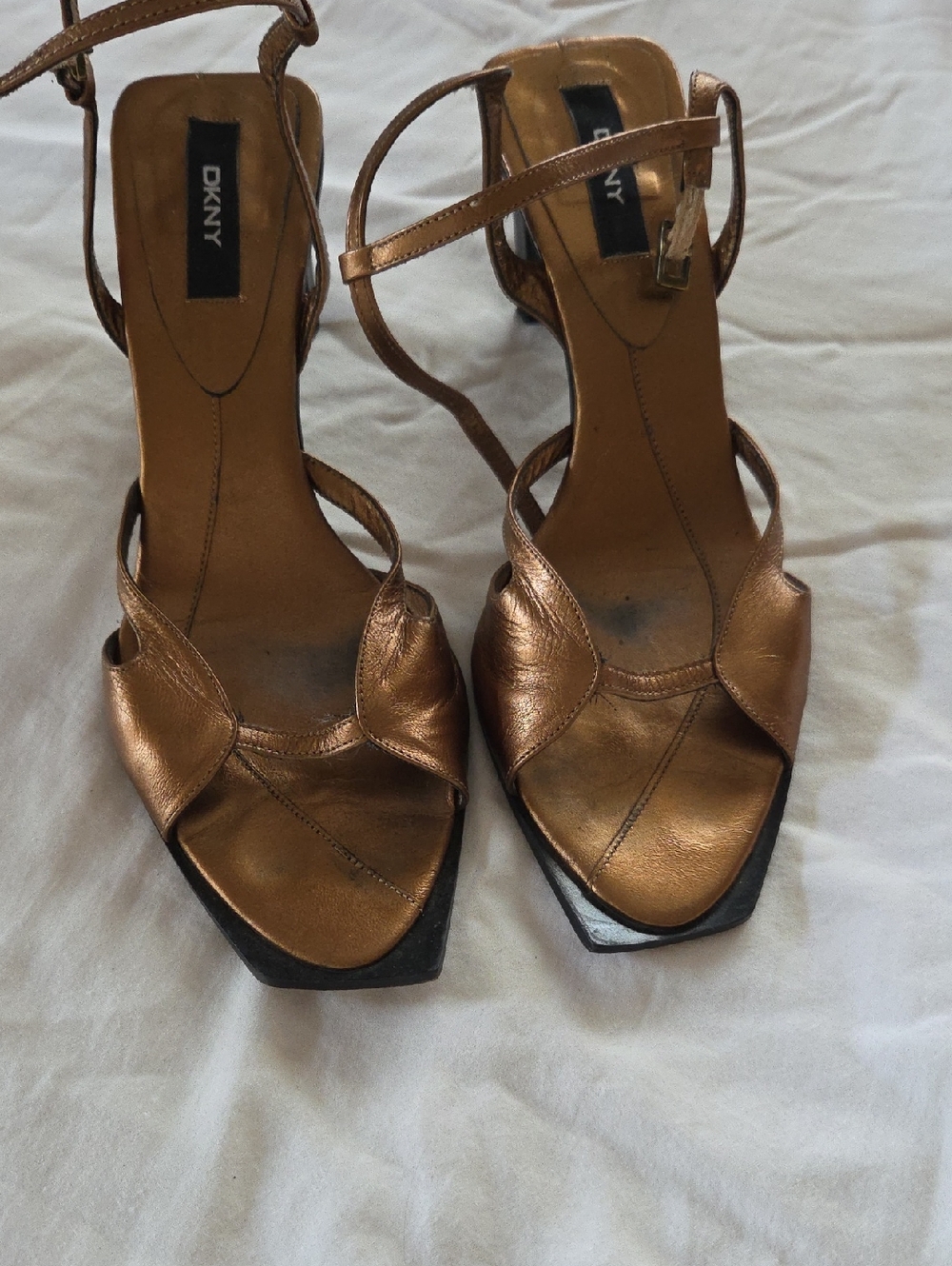 Vintage DKNY Made In Italy Sandals In Unique Copper.  Women's 7